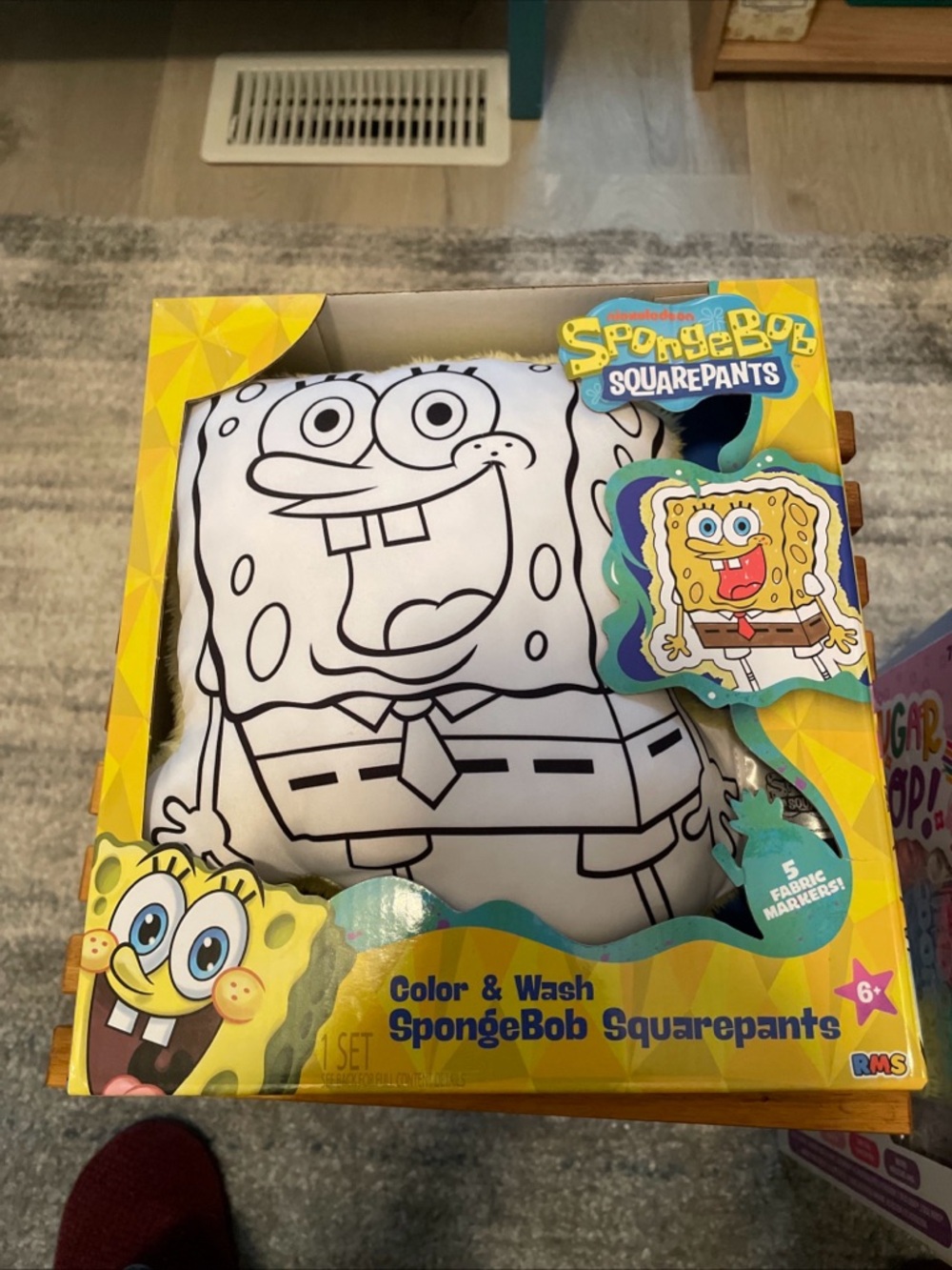 Color & Wash SpongeBob SquarePants Pillow Set With 5 Fabric Markers For Kids Age